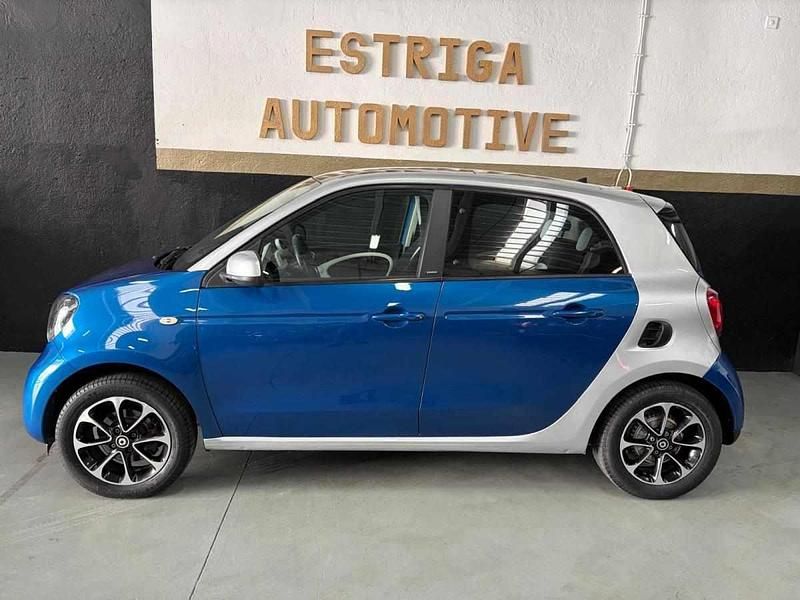 Usado Smart ForFour 71 HP (52 kW) 2015 Azul Citadino