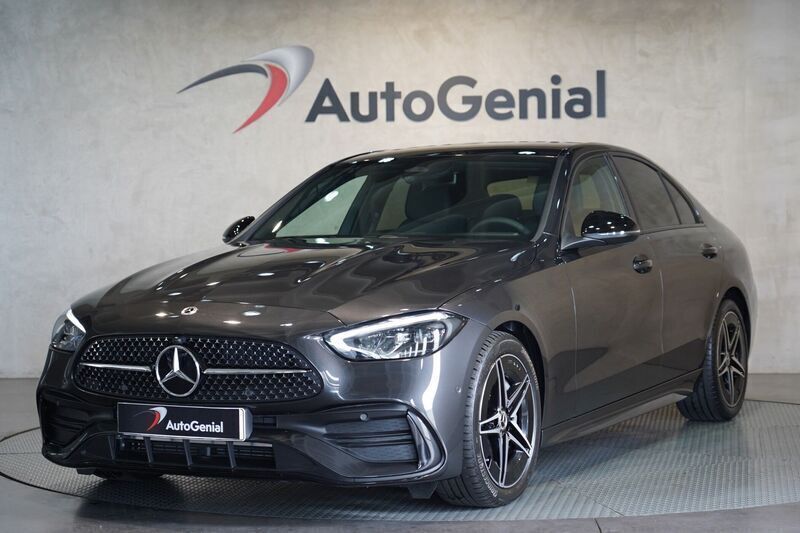 Antracite Novo 2024 Mercedes C300 AMG line Sedan | € 62.990 - Imagem 1/4