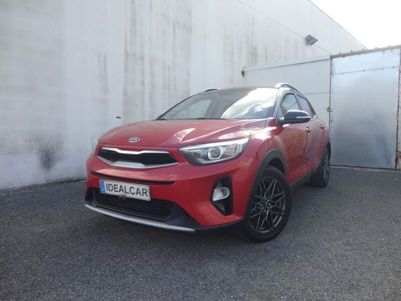 Vermelho Usado 2019 Kia Stonic Spirit SUV | € 14.900 - Imagem 1/4