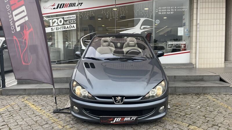Cinza escuro Usado 2005 Peugeot 206 CC Cabrios | € 6.490 - Imagem 1/4