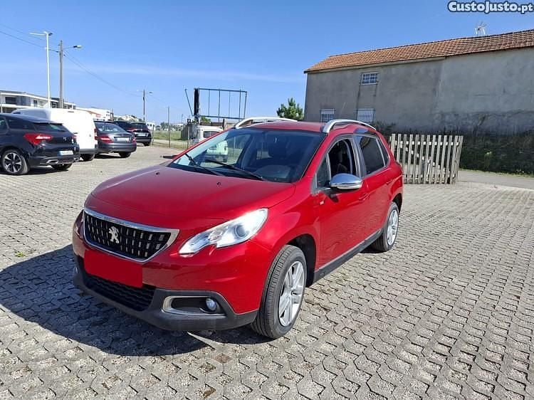 Vermelho Usado 2017 Peugeot 2008 SUV | € 9.850 (Super Preço) - Imagem 1/1