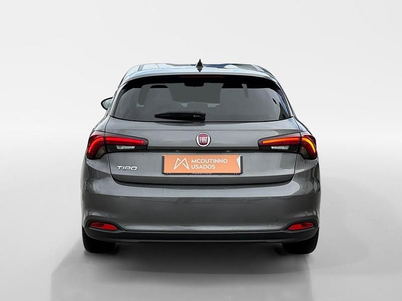 Usado Fiat Tipo City Life 101 HP (74 kW) 2024 Cinza