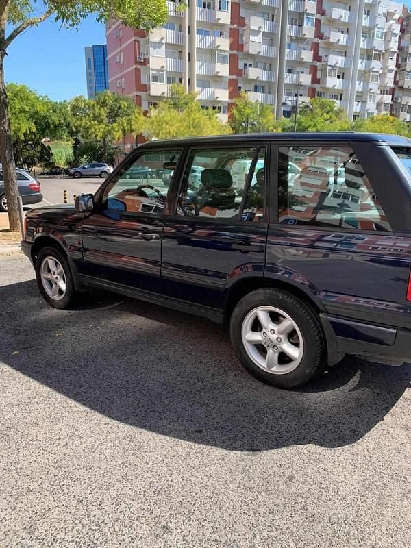 Azul Usado 1997 Land Rover Range Rover SUV | € 18.000 - Imagem 1/4