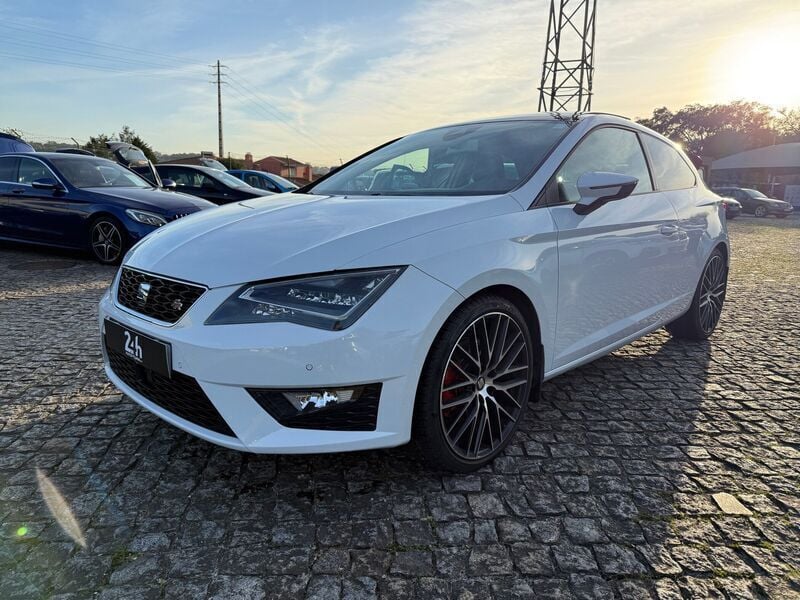 Branco Usado 2015 Seat Leon SC FR Citadino | € 13.500 - Imagem 1/4