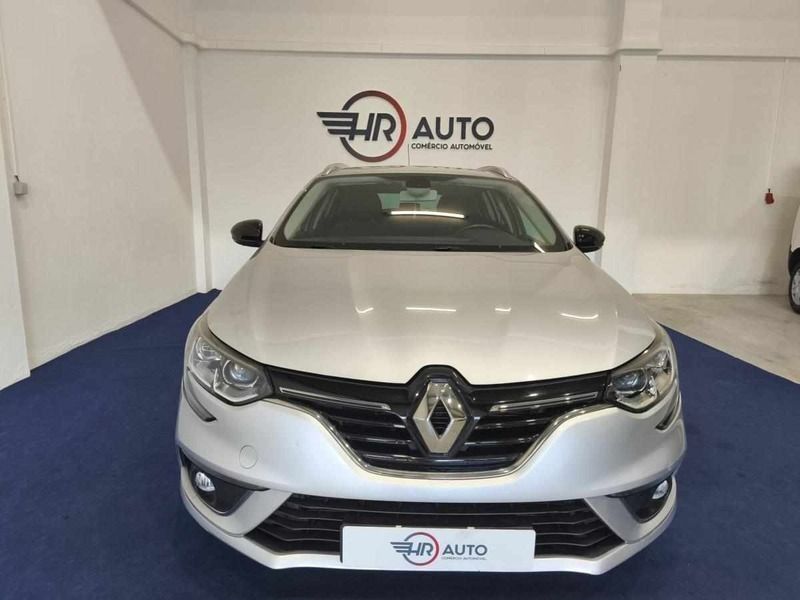 Cinzento Usado 2019 Renault Mégane GrandTour Carrinha | € 15.750 (Preço justo) - Imagem 1/4