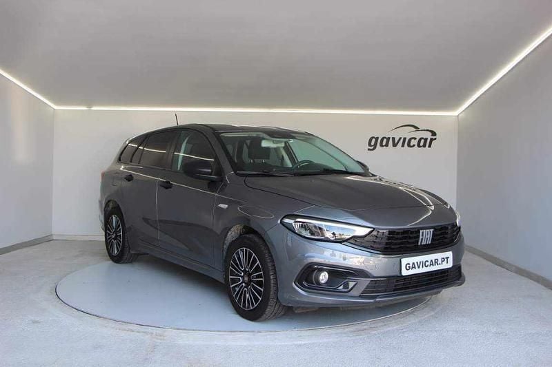 Cinzento Usado 2021 Fiat Tipo Wagon Carrinha | € 16.500 (Preço elevado) - Imagem 1/4