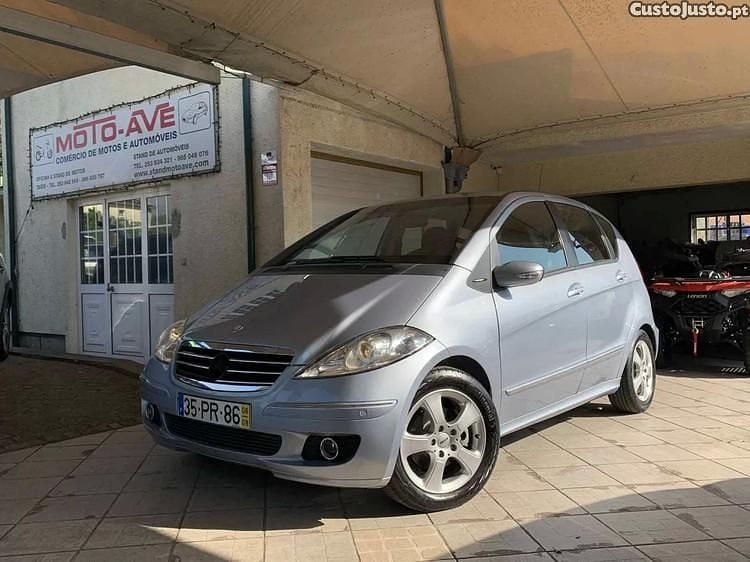 Cinza Usado 2006 Mercedes A180 Avantgarde | € 6.750 (Preço justo) - Imagem 1/1