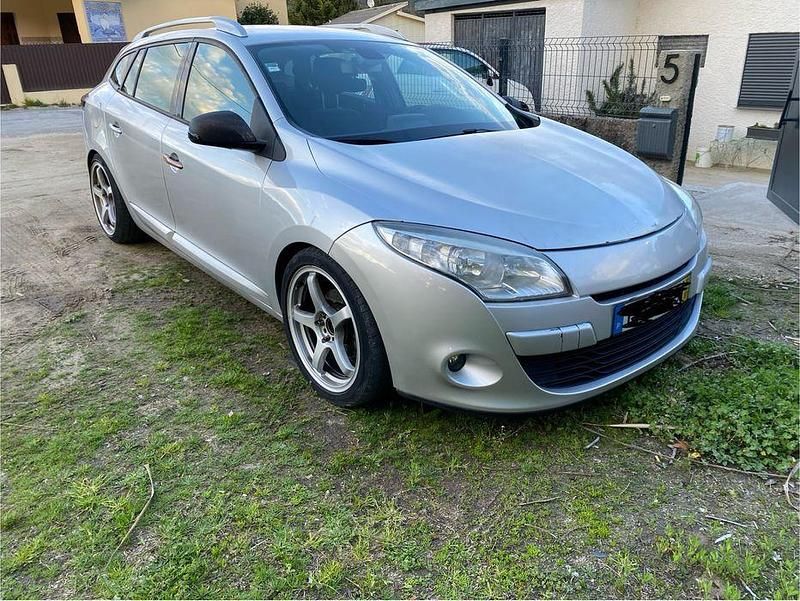 Usado 2010 Renault Mégane III Carrinha | € 3.000 (Super Preço) - Imagem 1/4