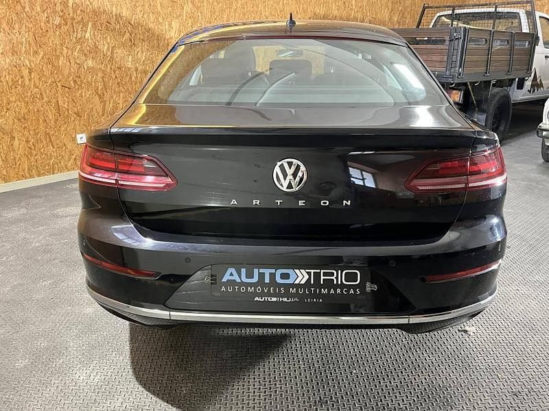 Usado VW Arteon 150 HP (110 kW) 2019 Outra Citadino
