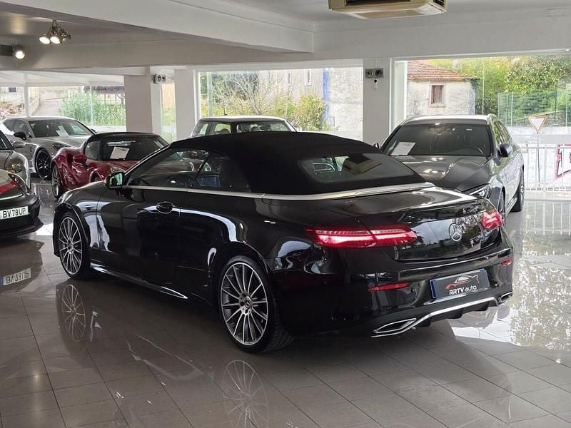 Usado Mercedes E220 AMG line 194 HP (142 kW) 2018 Preto Cabrios