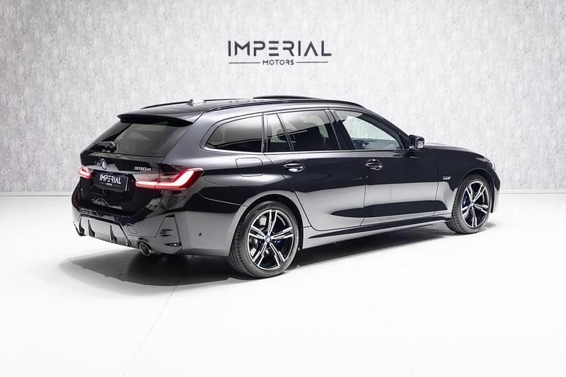 Usado BMW 330 292 HP (214 kW) 2023 Preto Carrinha
