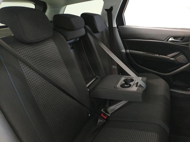 Usado Peugeot 308 SW Style 102 HP (75 kW) 2020 Cinzento Carrinha