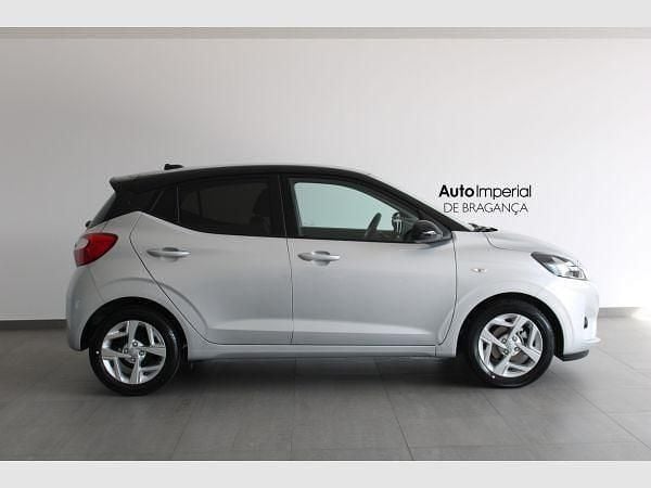 Usado Hyundai i10 67 HP (49 kW) 2022 Preto Citadino