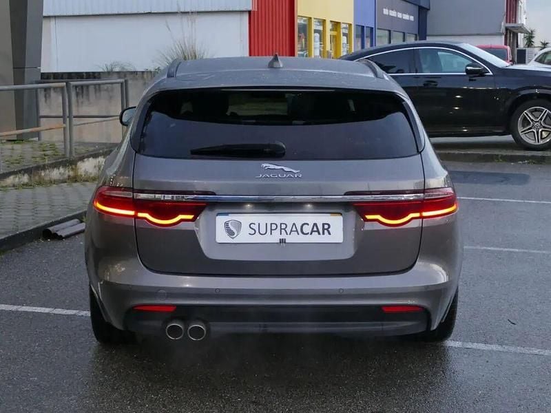 Usado Jaguar XF R-Sport 180 HP (132 kW) 2018 Cinza Carrinha