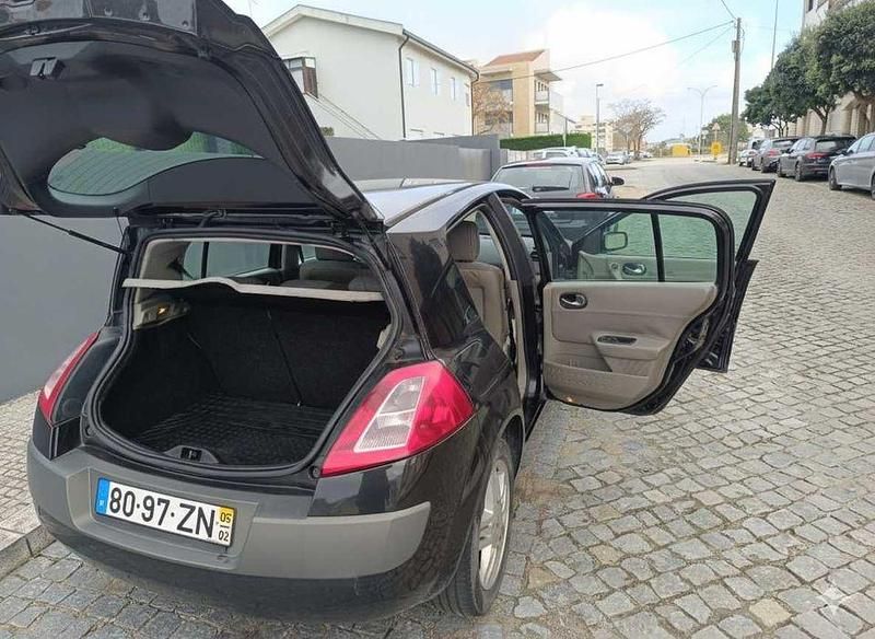 Usado Renault Mégane II 105 HP (77 kW) 2005 Sedan