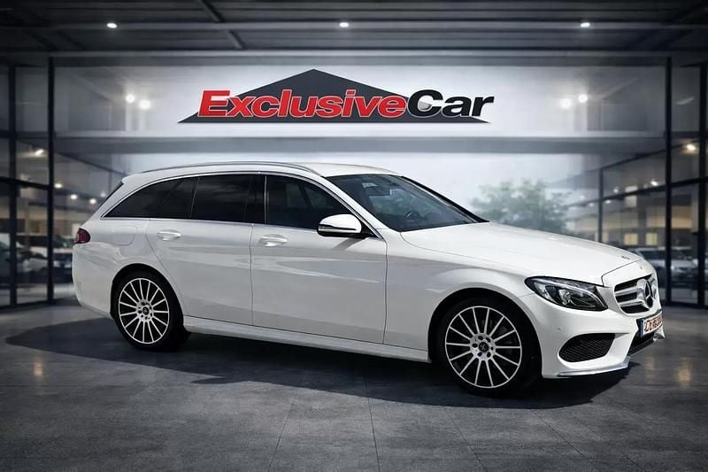 Usado Mercedes C220 AMG line 170 HP (125 kW) 2018 Branco Carrinha