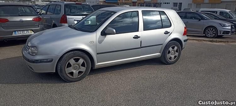 Cinza Usado 2000 VW Golf Sedan | € 1.999 (Preço justo) - Imagem 1/1
