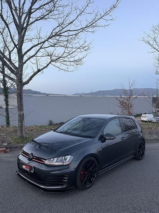 Usado VW Golf VII GTI 230 HP (169 kW) 2016 Sedan