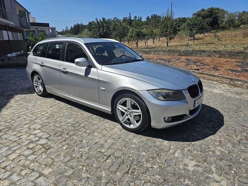 Usado 2010 BMW 318 Carrinha | € 9.250 (Preço justo) - Imagem 1/4