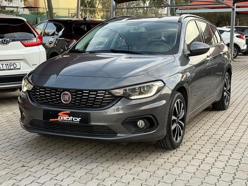 Cinza Usado 2016 Fiat Tipo Lounge Carrinha | € 9.950 (Preço justo) - Imagem 1/4