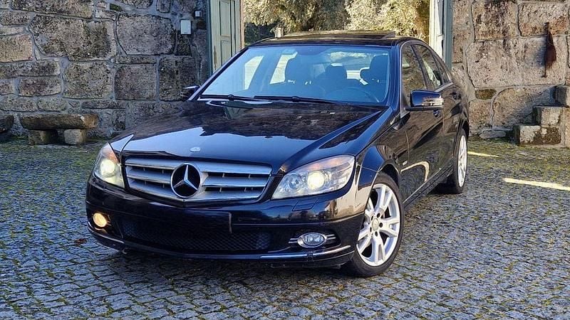Usado 2008 Mercedes C250 Edition | € 10.900 - Imagem 1/4