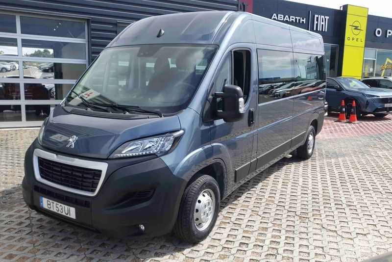 Cinzento Novo 2025 Peugeot Boxer Van | € 56.000 - Imagem 1/4