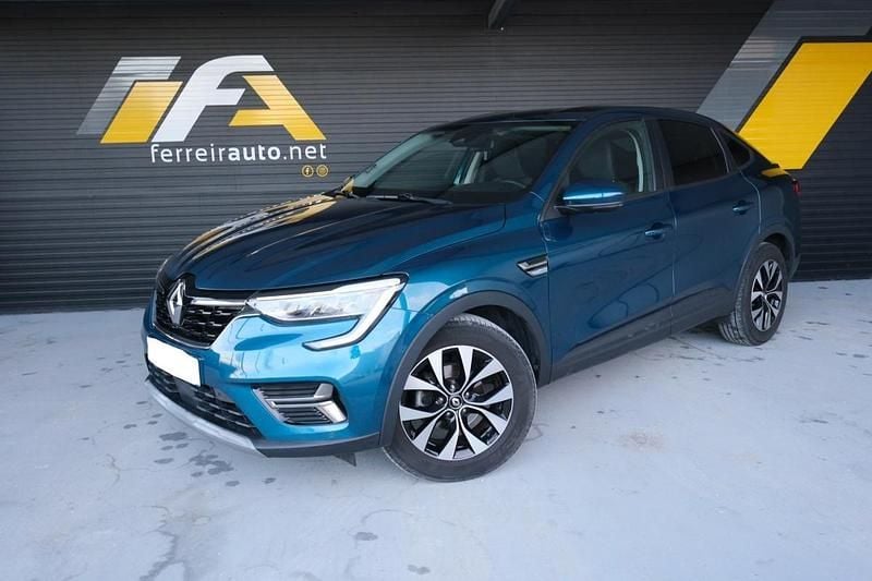 Usado Renault Arkana 140 HP (102 kW) 2022 Azul SUV