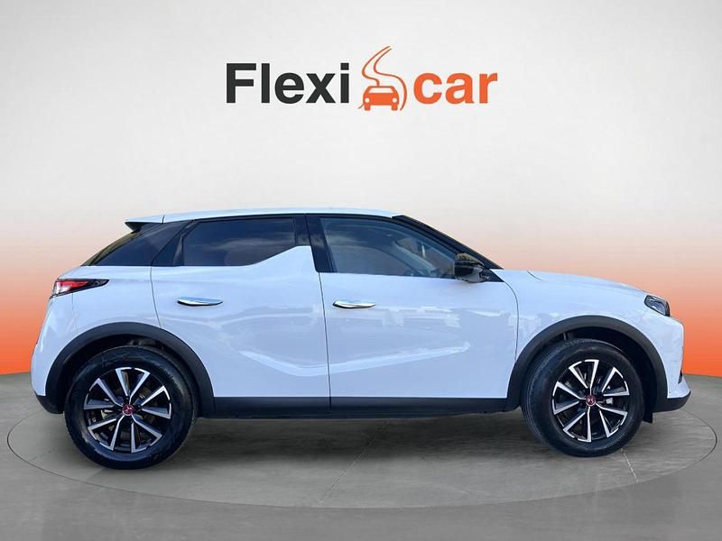 Branco Usado 2023 DS Automobiles DS3 Crossback E-Tense Connected Chic SUV | € 21.990 (Preço justo) - Imagem 1/4