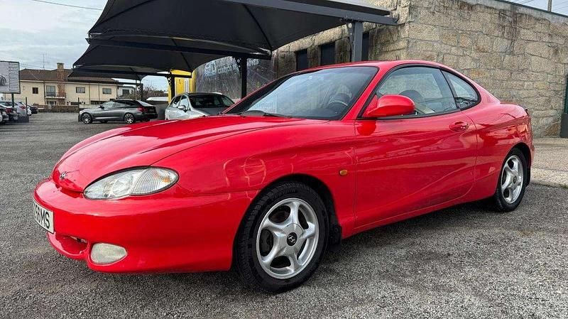 Usado Hyundai Coupé 116 HP (85 kW) 1999 Vermelho Coupé