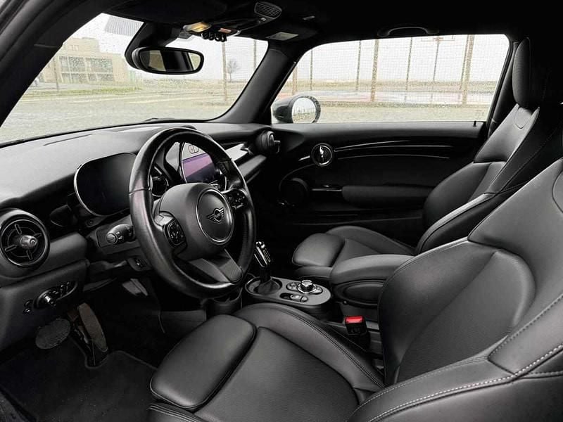 Usado Mini Cooper SE Hatch 135 kW (184 HP) 2021 Preto Citadino