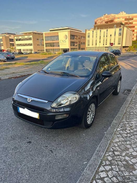Usado 2011 Fiat Punto Evo Dynamic Citadino | € 5.200 (Preço justo) - Imagem 1/4