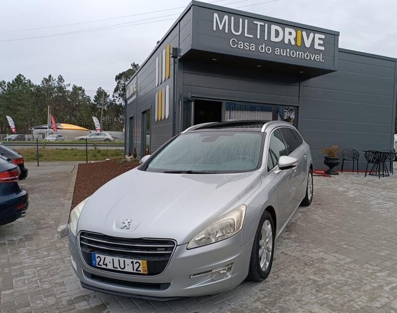 Cinzento (metalizado) Usado 2011 Peugeot 508 Access Carrinha | € 8.500 - Imagem 1/4