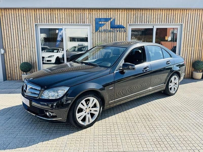 Preto Usado 2009 Mercedes C180 Avantgarde Sedan | € 14.900 - Imagem 1/4