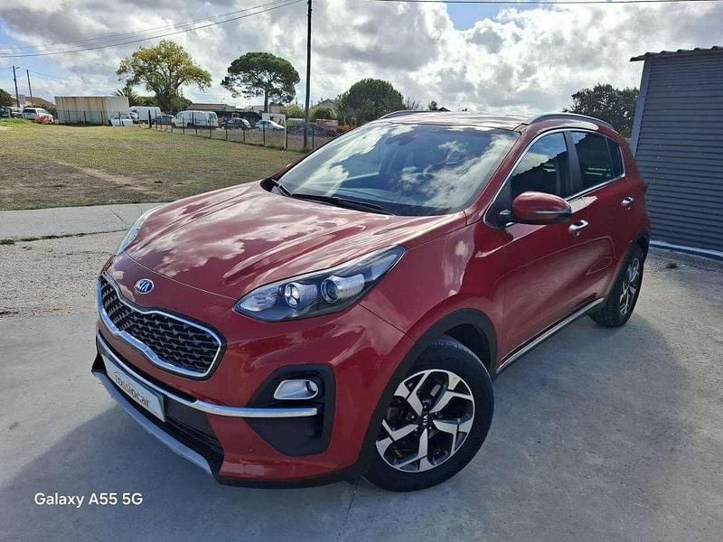 Usado Kia Sportage 136 HP (100 kW) 2021 Vermelho SUV