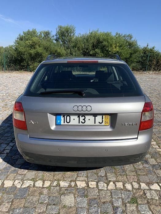 Usado 2002 Audi A4 Sedan | € 5.100 (Preço justo) - Imagem 1/4
