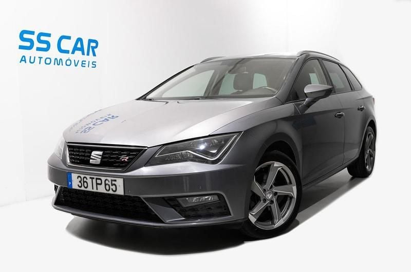Cinza Usado 2017 Seat Leon ST Style Carrinha | € 11.490 (Preço justo) - Imagem 1/4