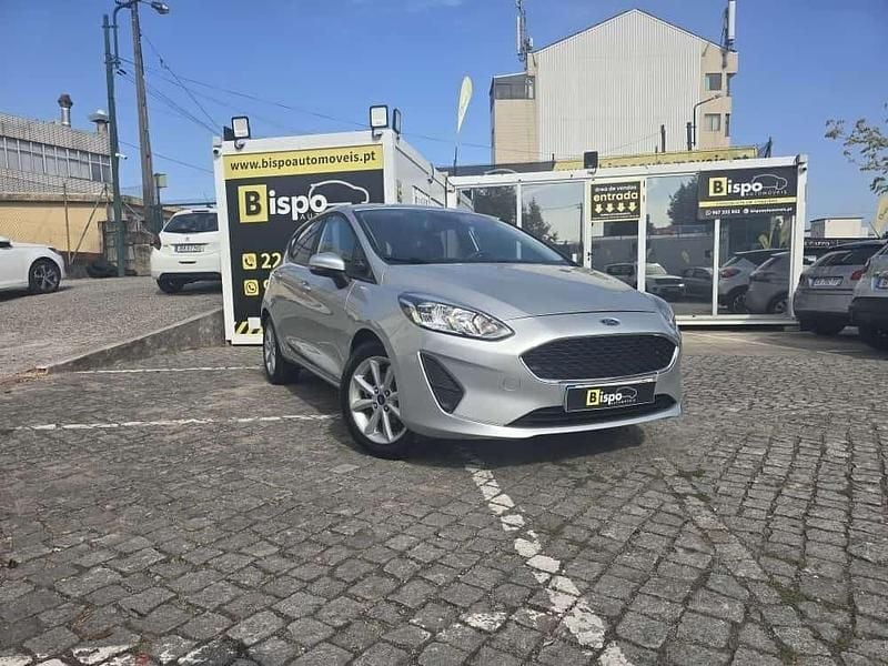 Cinza Usado 2021 Ford Fiesta Citadino | € 14.497 (Preço justo) - Imagem 1/4