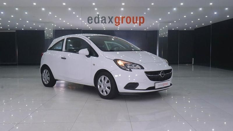 Branco Usado 2018 Opel Corsavan Citadino | € 6.990 (Preço justo) - Imagem 1/4