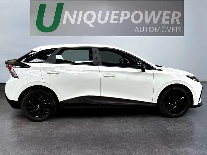 Usado MG MG4 EV 125 kW (170 HP) 2023 Branco Citadino
