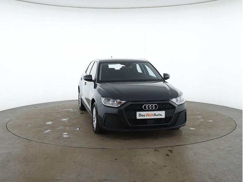 Usado Audi A1 Sportback 95 HP (69 kW) 2024 Cinzento escuro metalizado Citadino