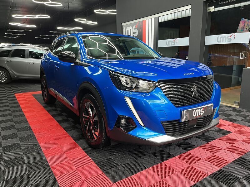 Azul Usado 2022 Peugeot 2008 Allure SUV | € 19.500 (Preço justo) - Imagem 1/4