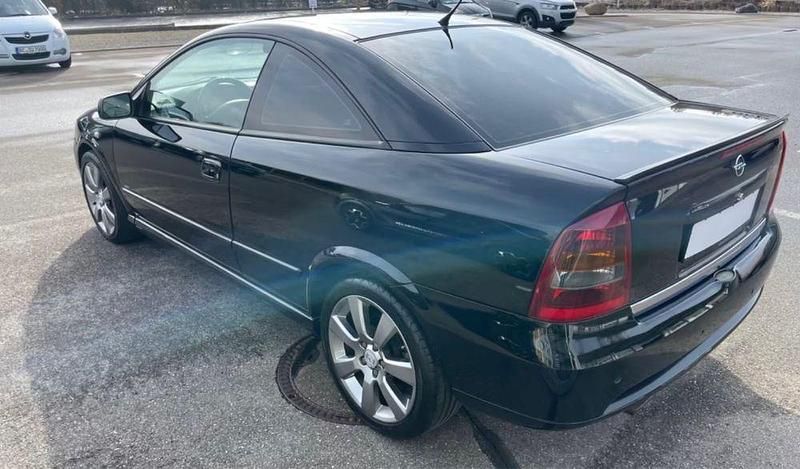 Usado Opel Astra 192 HP (141 kW) 2002