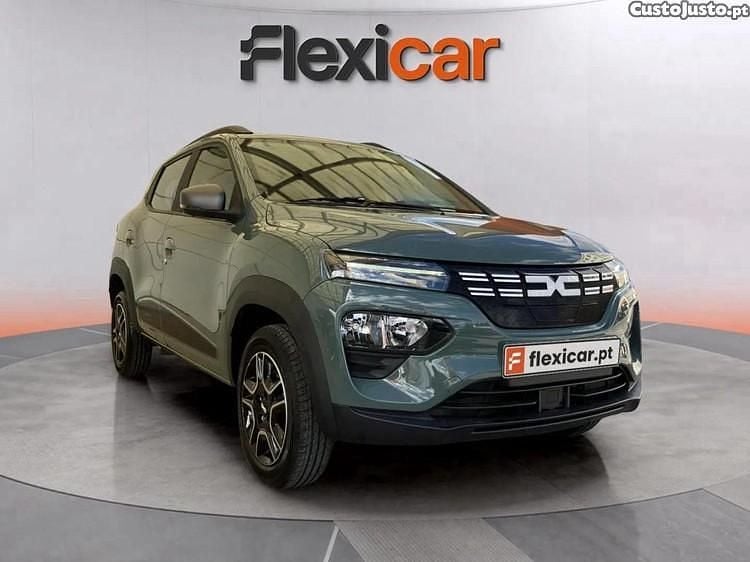 Verde Usado 2023 Dacia Spring Expression Citadino | € 12.990 (Preço justo) - Imagem 1/1