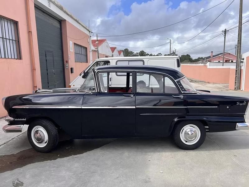 Usado Vauxhall Victor 70 HP (51 kW) 1953 Preto Sedan
