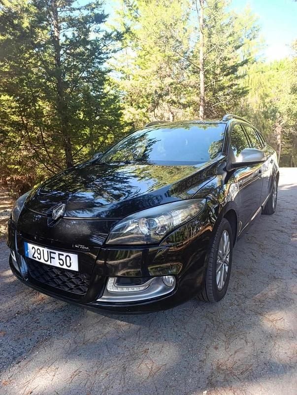 Preto Usado 2013 Renault Mégane GrandTour Carrinha | € 6.500 (Preço justo) - Imagem 1/4