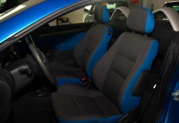 Usado Opel Tigra 69 HP (50 kW) 2005 Azul Cabrios