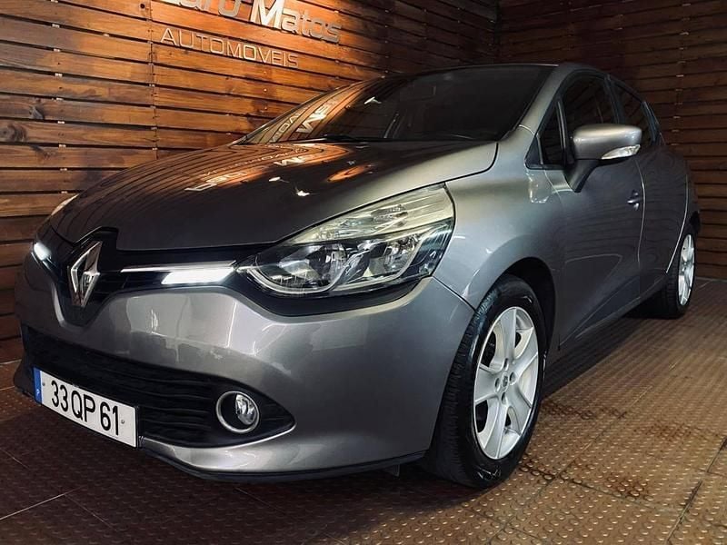Antracite Usado 2015 Renault Clio IV | € 9.850 (Super Preço) - Imagem 1/4