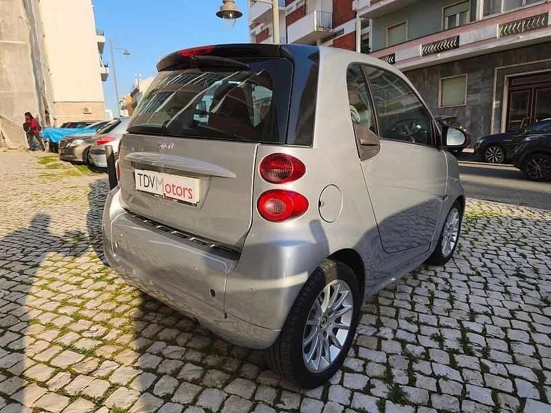 Usado Smart ForTwo Coupé 71 HP (52 kW) 2012 Cinzento Coupé
