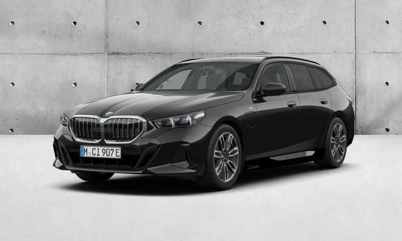 Preto sapphire metalizada Novo 2025 BMW 530e Shadowline Carrinha | € 79.770 (Preço elevado) - Imagem 1/4