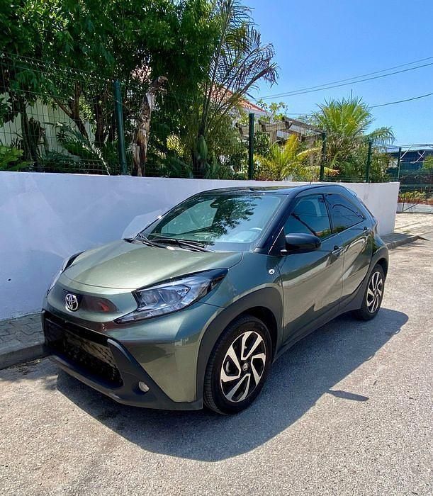 Usado 2023 Toyota Aygo Pulse Citadino | € 17.500 (Preço justo) - Imagem 1/4